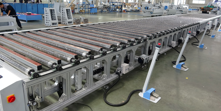 門窗組裝流水線實物圖